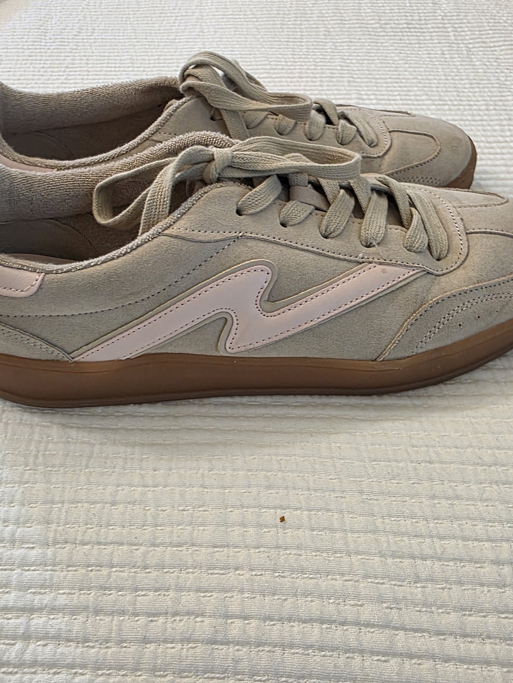 Steve Madden Women's Suede Low-Top Sneakers in Taupe with Pink Accent